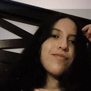 Meet your Posher, Jayra